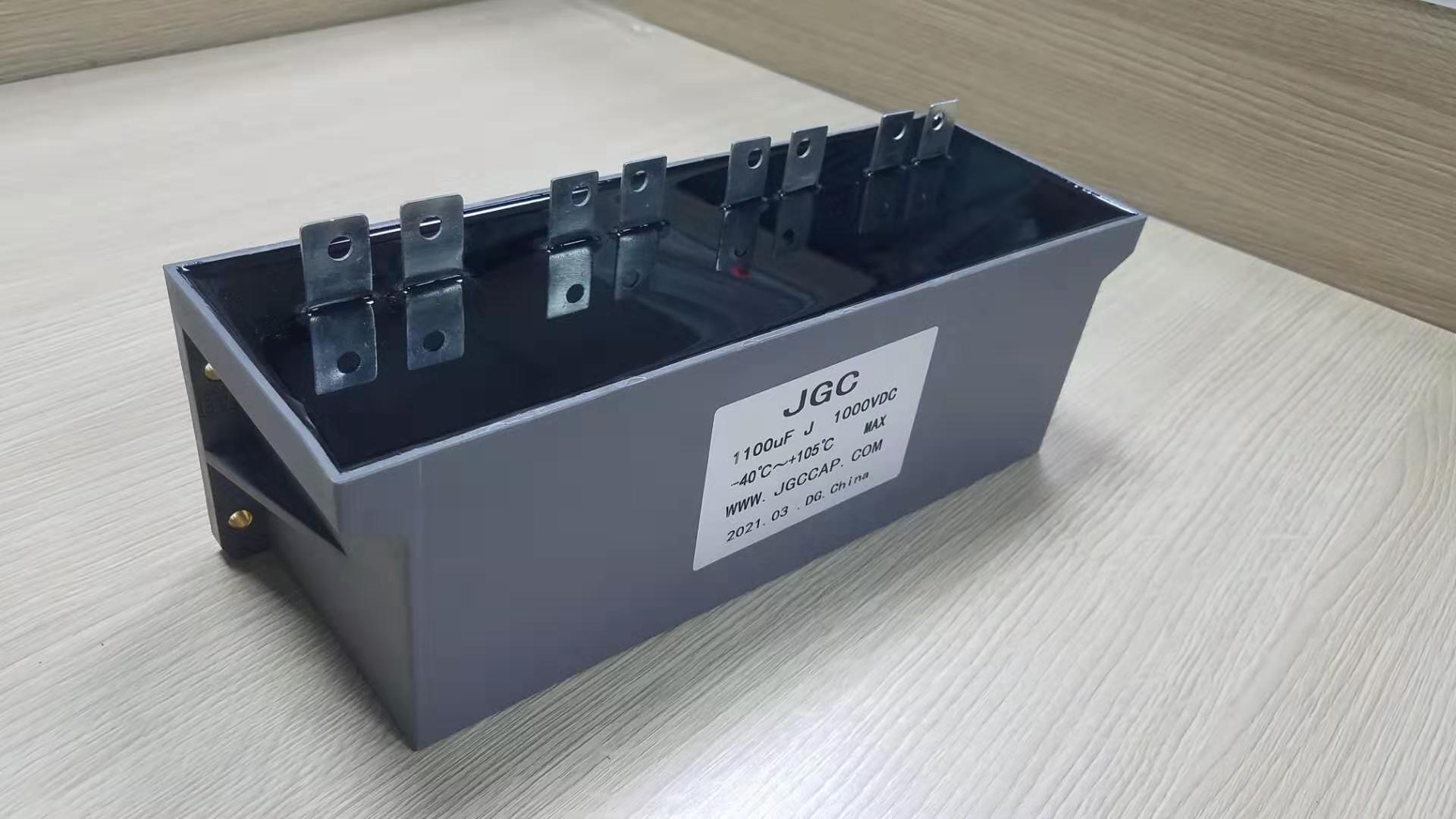 新能源汽車專用DC-LINK電容 直流直撐電容 濾波電容 儲(chǔ)能電容 母線直撐電容(圖1)